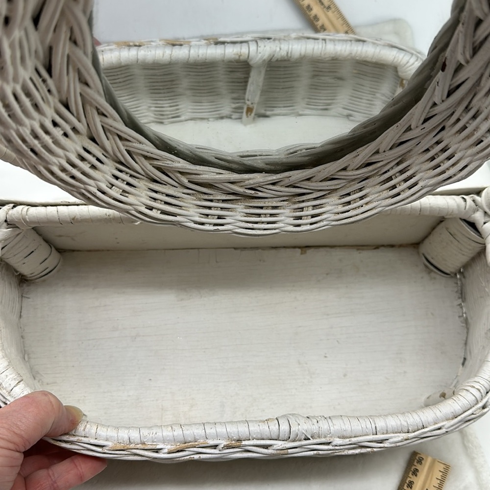 Vintage White Wicker-Wood Oval Swivel Mirror Tabletop Vanity with Basket - Picture 13 of 13